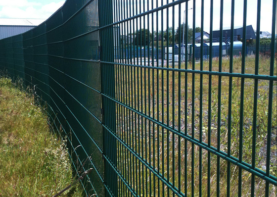 2.5m Height PVC Coated Double Loop Wire Fence 8/6/8mm