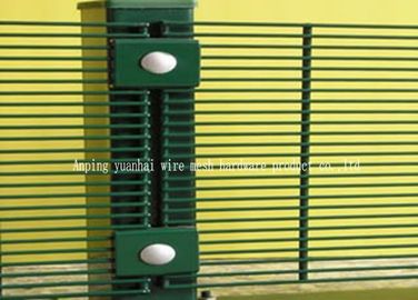 Construction Chain Link 358 Security Fencing High Security For Military Sites