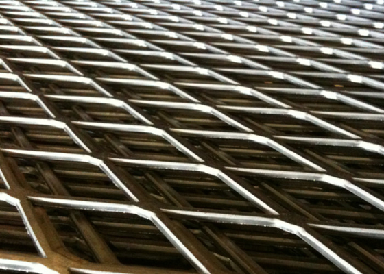 নিরাপত্তা 30 * 60mm হোল OEM জন্য Galvanized প্রসারিত ধাতু জাল শীট