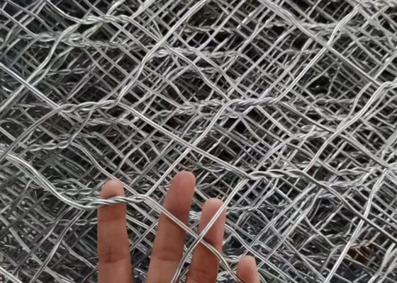 বন্যা উপকূলীয় প্রতিরক্ষা প্রকল্পের জন্য 4mx1mx1m উচ্চ প্রসার্য ডাবল বাঁকা গ্যাবিয়ন গদি