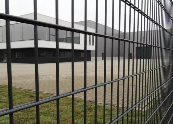 আধুনিক ডিজাইন পিভিসি আয়রন ডাবল লুপ সার্কেল তারের জাল বেড়া ২ মিটার উঠানের গেট