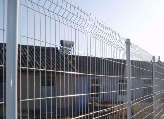 ব্যক্তিগত সম্পত্তিগুলির জন্য 1.8 * 3.0 মি গ্রিন পিচ আকৃতির ত্রিভুজ বেড়া