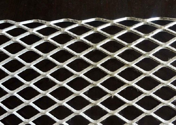 হট ডিপ Galvanized 3/4 চ্যাপ্টা প্রসারিত প্রসারিত ধাতু তারের জাল সিঁড়ি treads জন্য